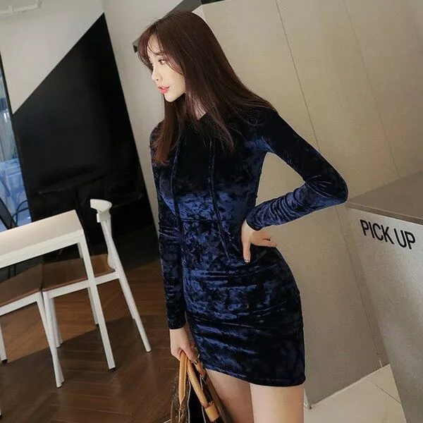 Elegante vestito abito tubino blu velluto manica corto scollato