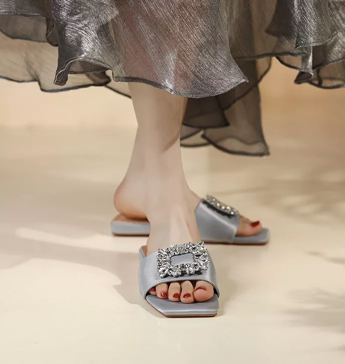 Ciabatte Donna QUEEN HELENA Con Tacco Basso - Eleganti E Casual, Modello Y5008 - Foto 2