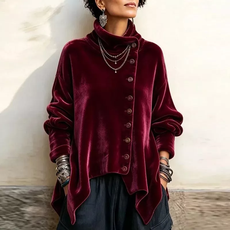 Blusa velluto bord&ograve; con collo alto e bottoni asimmetrici vista frontale