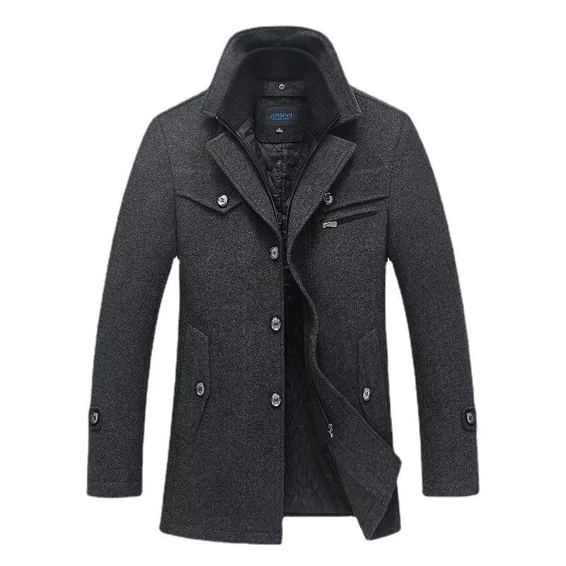 Cappotto uomo grigio scuro con chiusura a bottoni e zip interna