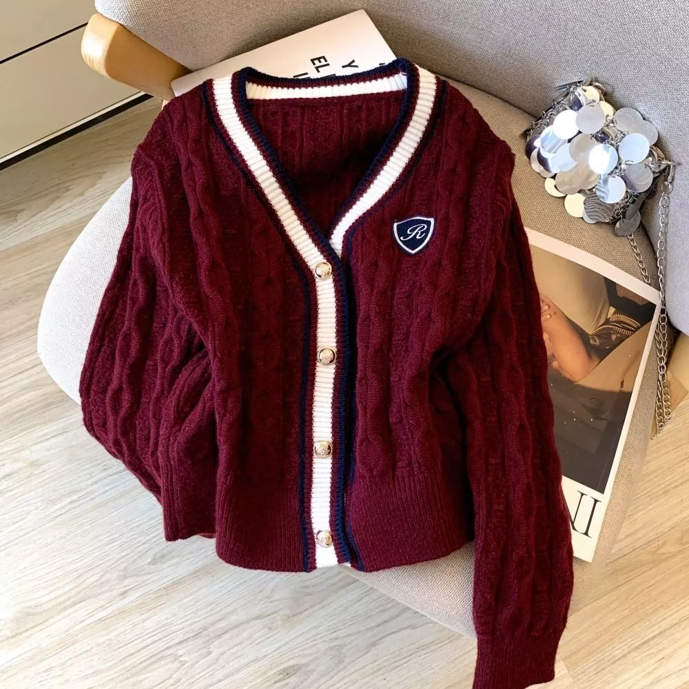 Cardigan donna bordeaux con dettagli a righe bianche e blu
