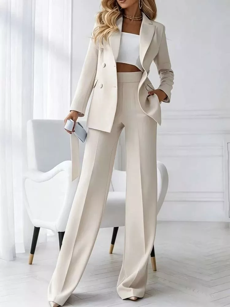 Completo donna giacca e pantaloni beige con top bianco