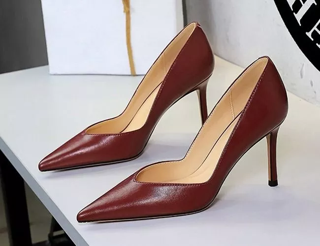 D&eacute;collet&eacute; Donna Tacco 8 Cm A Punta In Sintetico Nero Albicocca Beige I9U8N