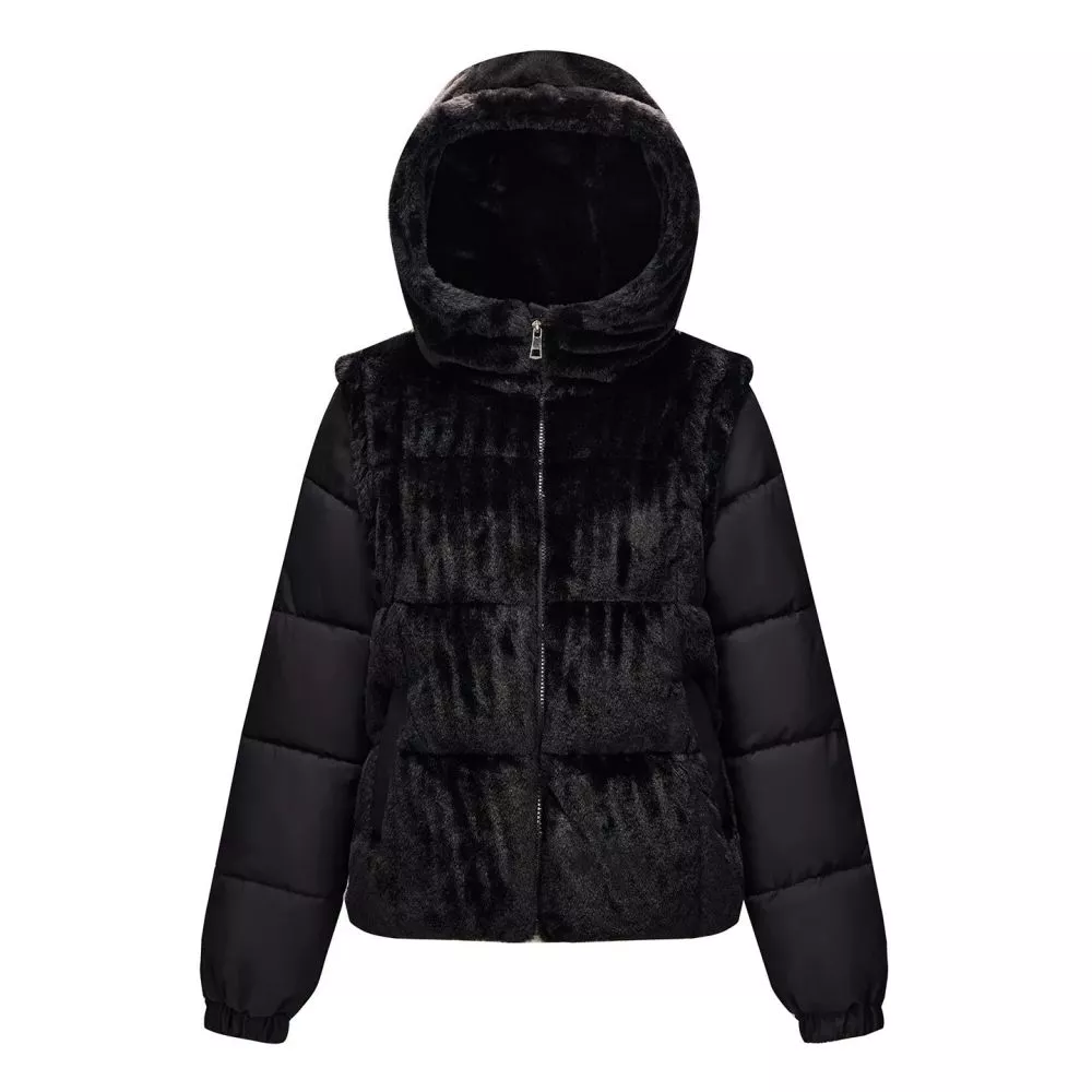 Piumino donna nero con cappuccio e inserti in pelliccia sintetica, vista frontale