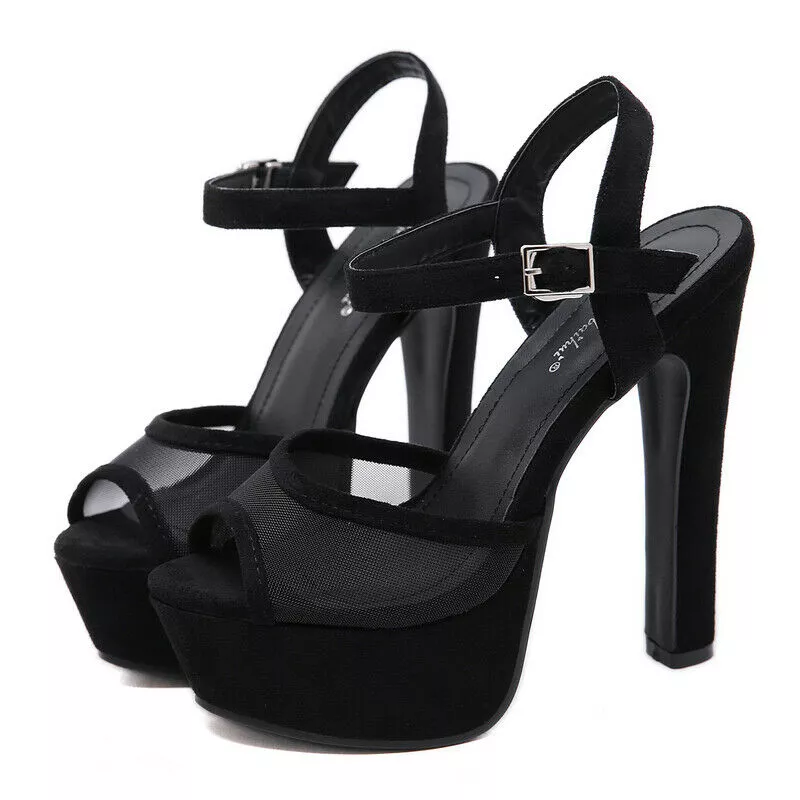 Vista laterale dei sandali donna neri con plateau, tacco alto 14,5 cm e fascia trasparente