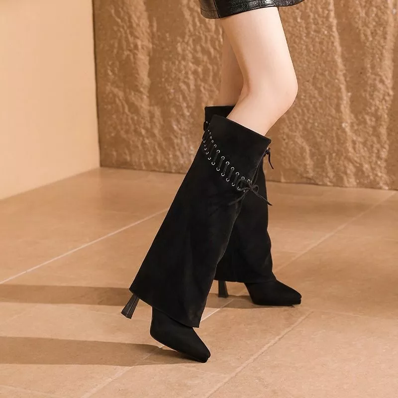 Stivali Donna Neri Punta Affusolata Plateau Tacco 10 Cm Versione Velluto 75624